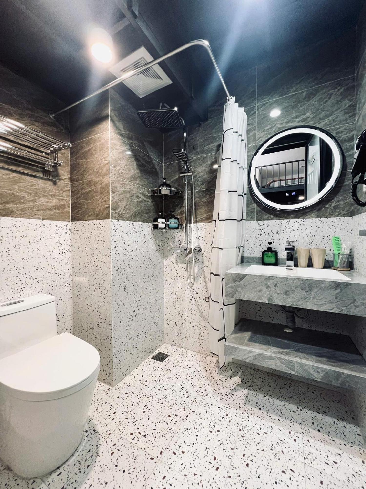 Amazing Stay-Apartment Homestay, Quiet And Cozy Place Ltt Thanh Xuan ハノイ市 エクステリア 写真
